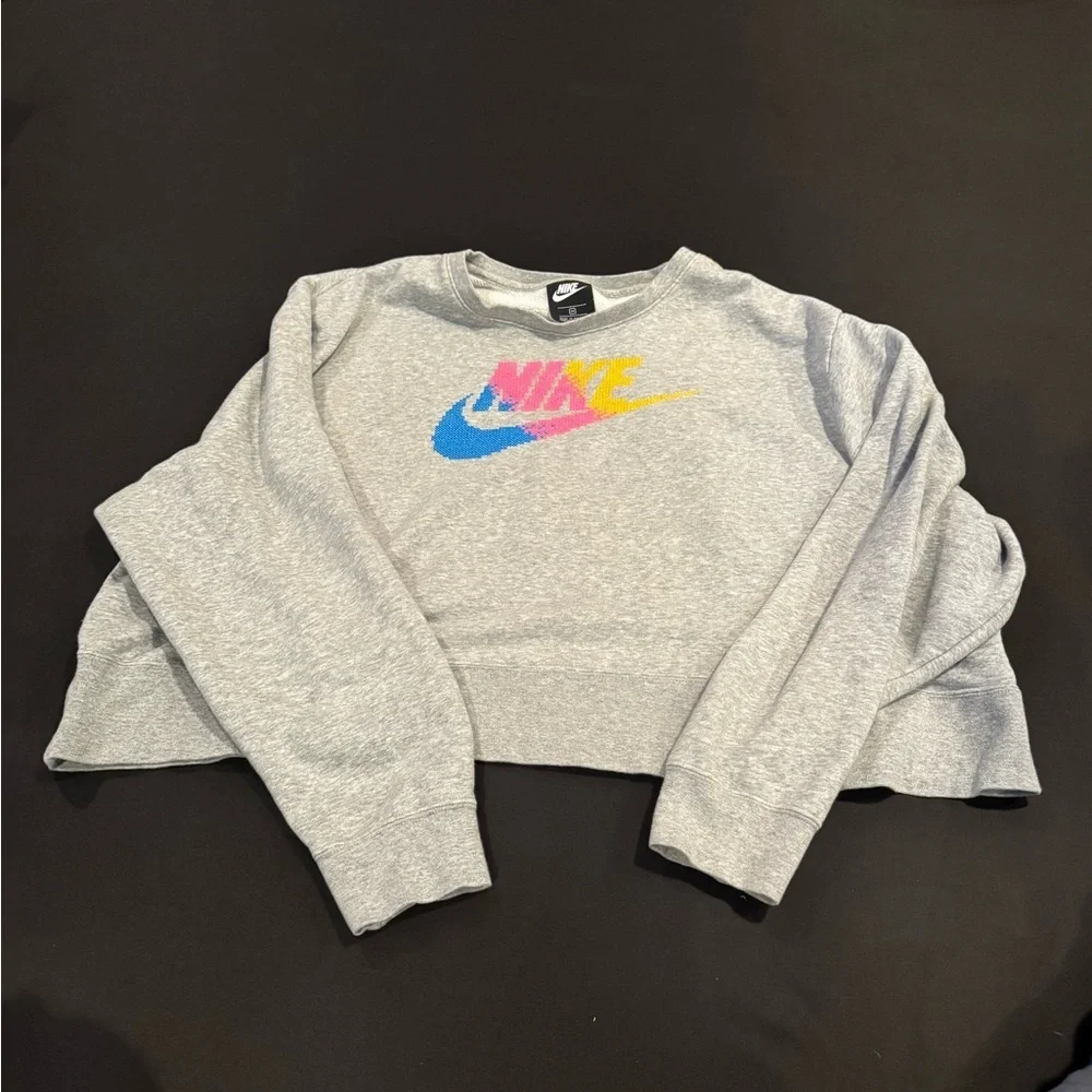 Nike Cropped Sweatshirt Gray Multicolor Logo 2X Athleisure Sporty